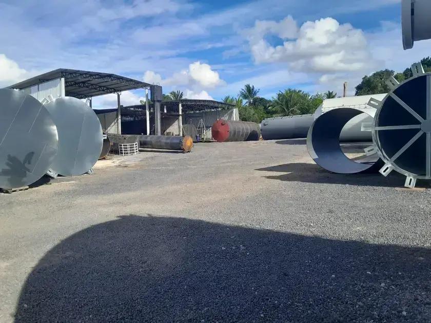 Um reservatório de água é constituído por uma esfera metálica? Descubra!