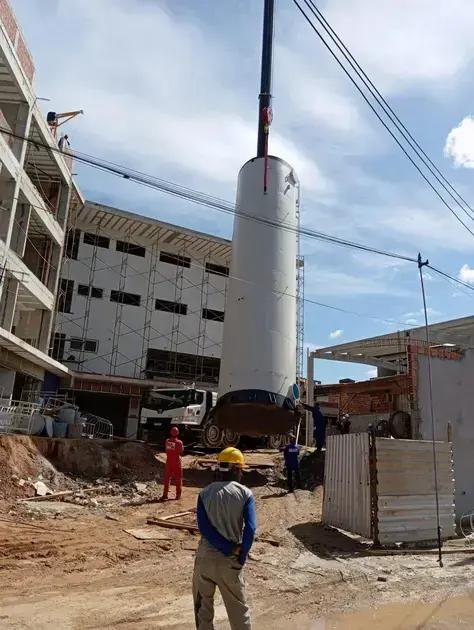Comparação com Tanques de Outros Materiais Comparação com Tanques de Outros Materiais