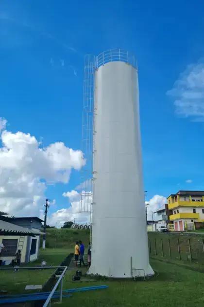 Aplicações industriais dos reservatórios metálicos