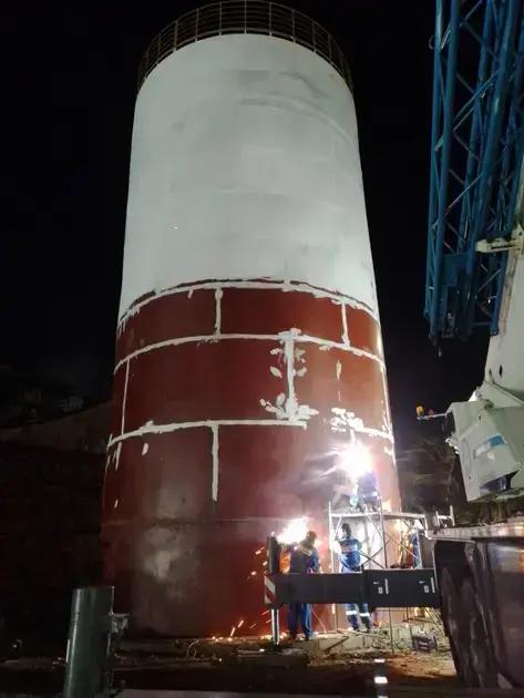 Instalação de tanques subterrâneos