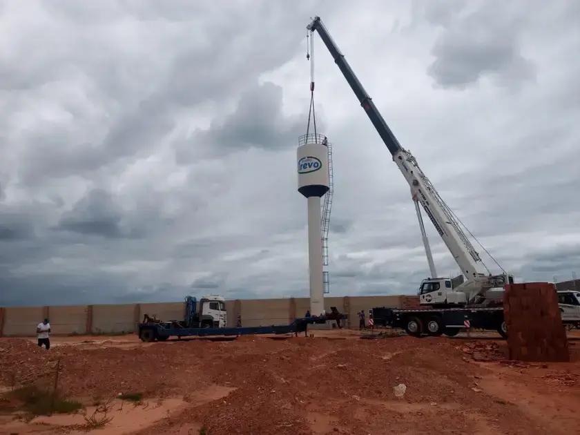Um reservatório de água é constituído por uma esfera metálica? Descubra!