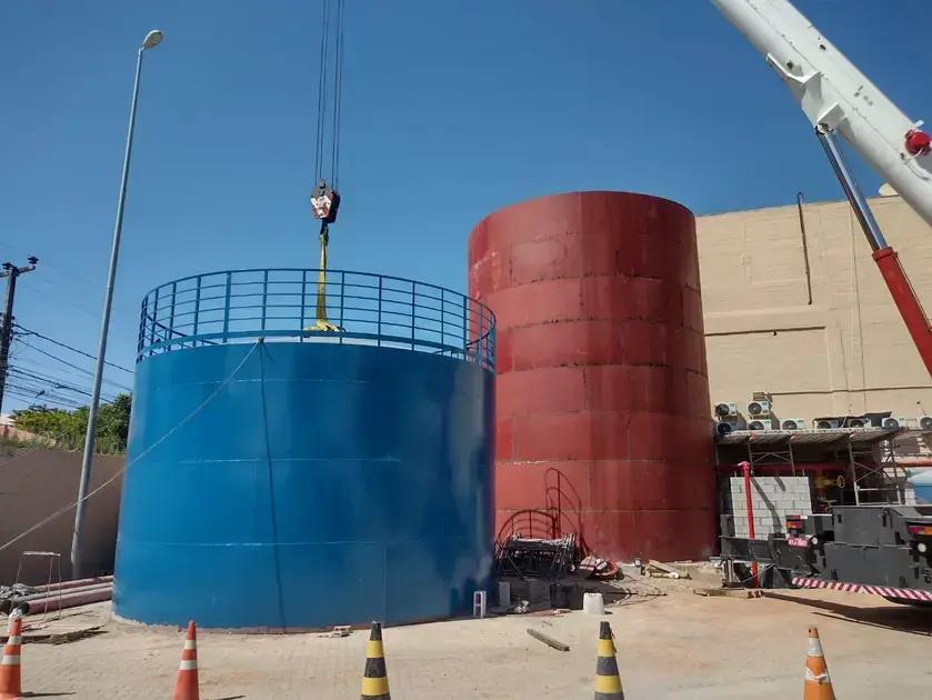 Um tanque subterrâneo tem a forma de um cone invertido: Descubra!